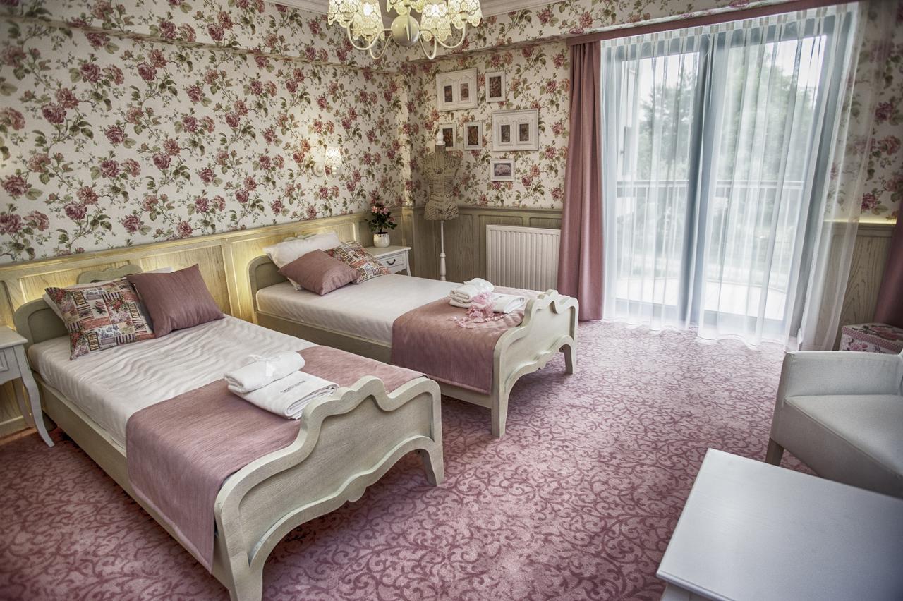 Lawendowy Zdroj Medycyna I Spa Буско-Здруй Экстерьер фото